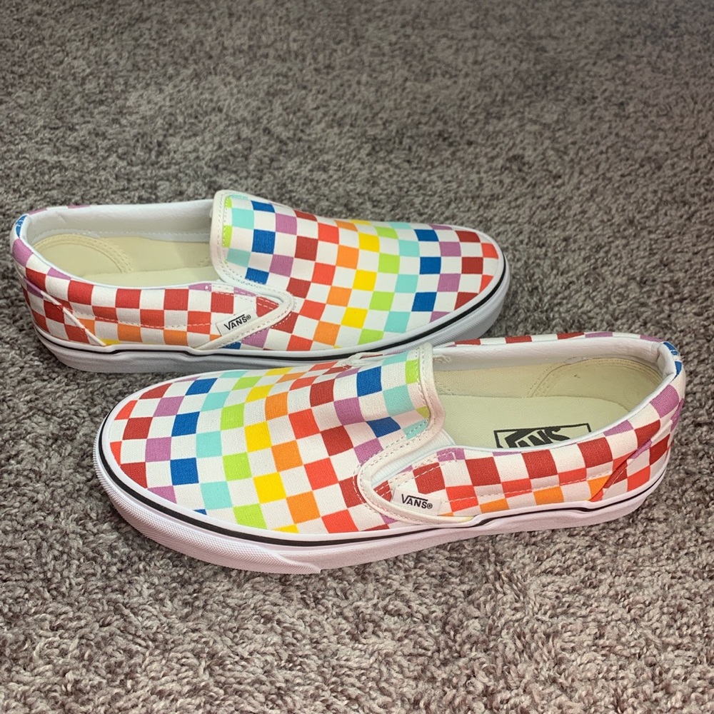 Vans - Picture 2 of 4